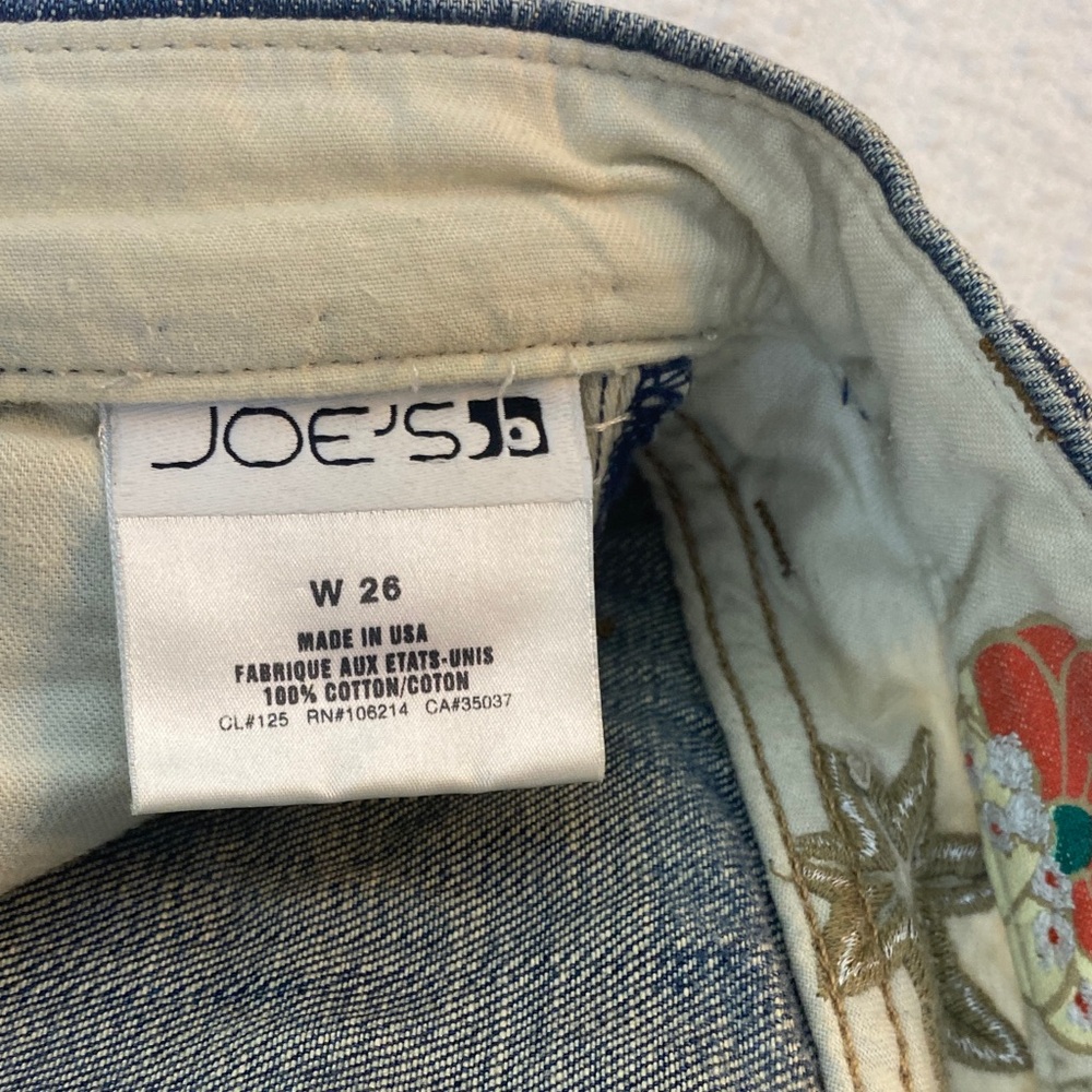 Joe's Jeans Low Rise Boho chic Embroidered Distressed and patchwork detail - Picture 13 of 14